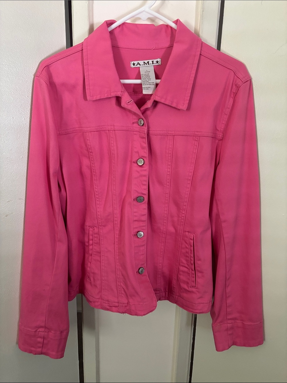 A.M.I. Women's Pink Jean Button-Front Jacket